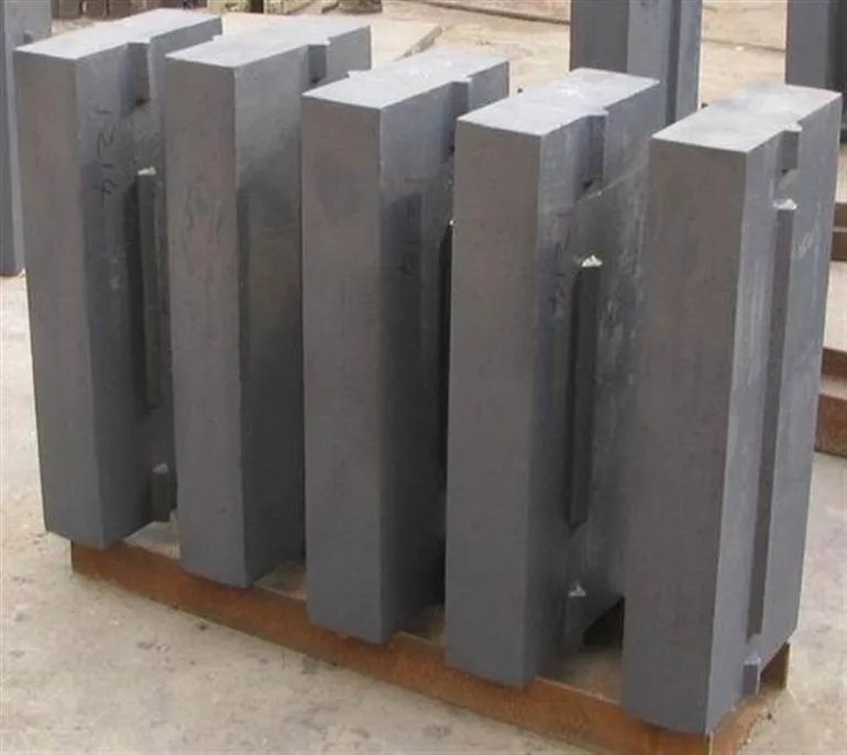 分区耐磨反击板锤